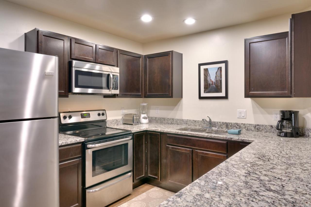 2G New Moab Redcliff Condo, Pool & Hot Tub Bagian luar foto